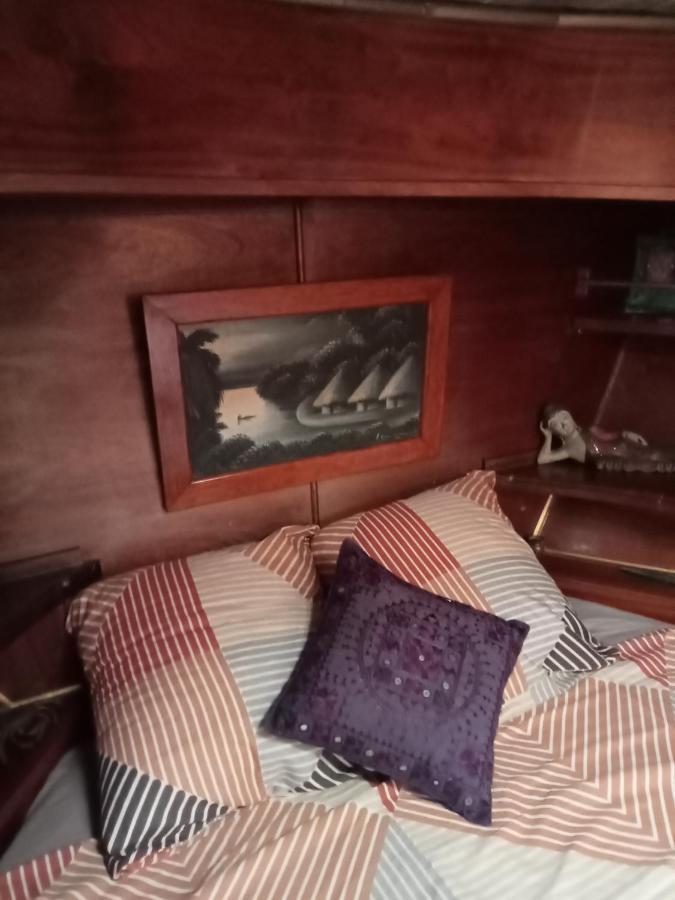 ホテル Bateau De Pirates グリュイッサン エクステリア 写真