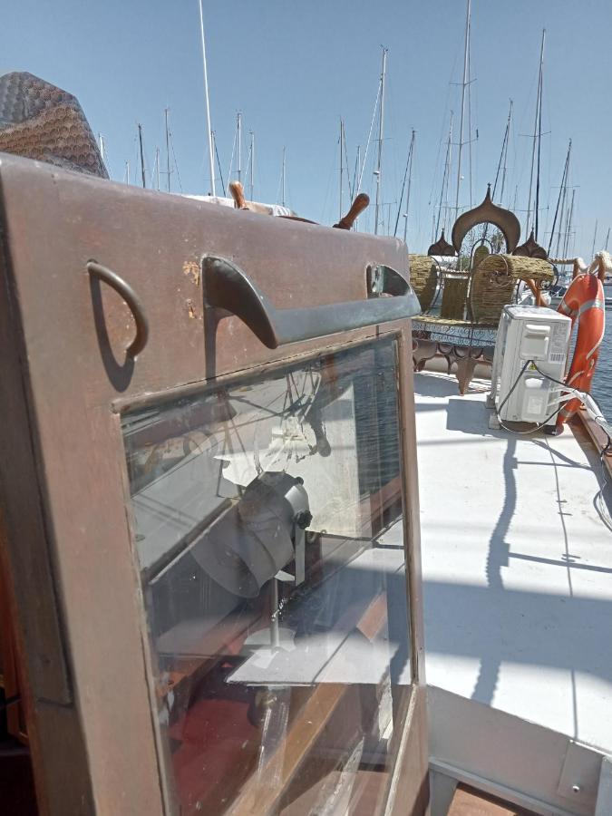 ホテル Bateau De Pirates グリュイッサン エクステリア 写真